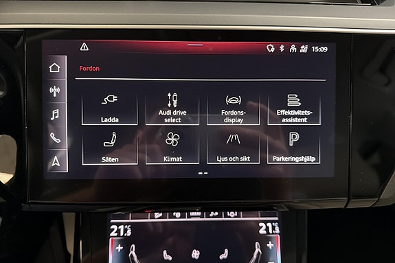 Audi Q8 e-tron 23 of 25