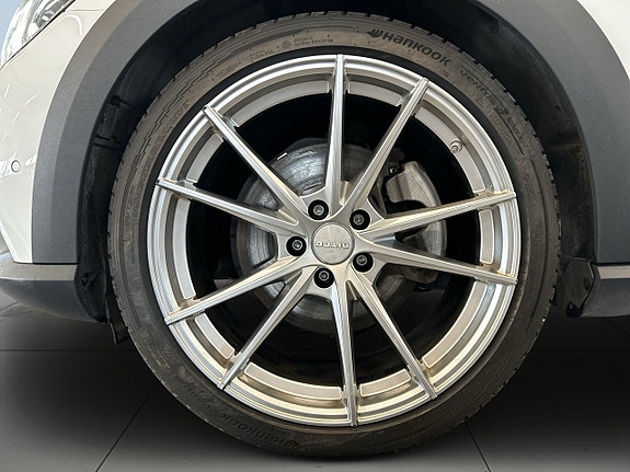 Mercedes-Benz E220 d 19 of 23