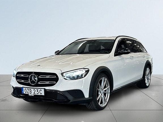 Mercedes-Benz E220 d 4 of 5