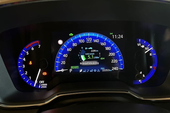 Toyota Corolla 16 of 21