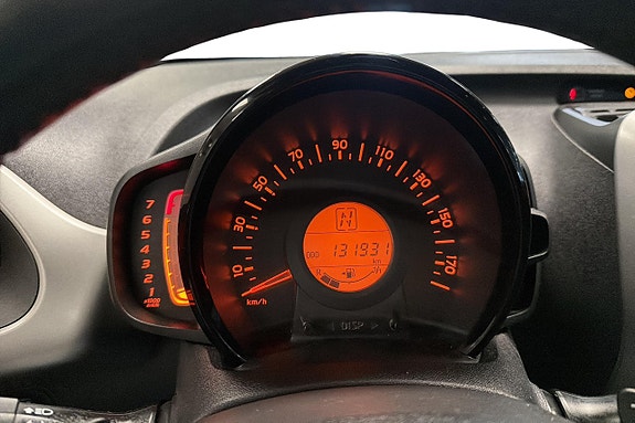 Toyota Aygo 16 of 17