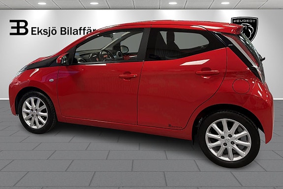 Toyota Aygo 7 of 17