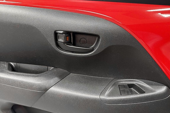 Toyota Aygo 15 of 17