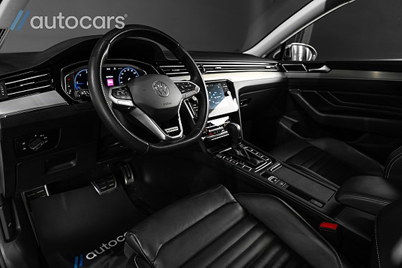 Volkswagen Passat Alltrack 15 of 30