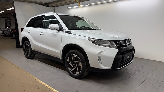 Suzuki Vitara 2 of 12