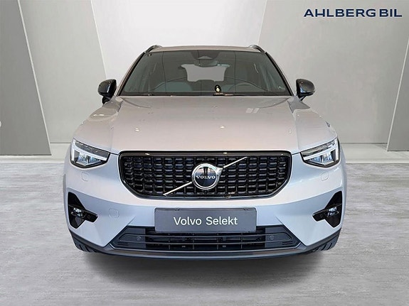 Volvo XC40 5 of 5