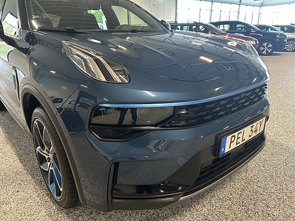 Lynk & Co 01 6 of 27