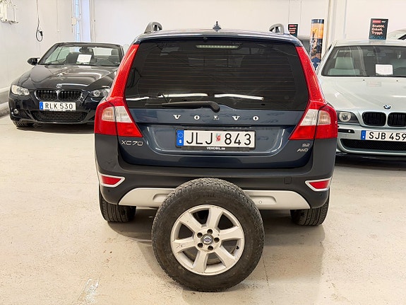 Volvo XC70 10 of 11