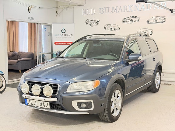 Volvo XC70 3 of 5