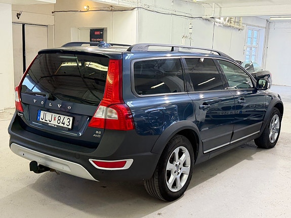 Volvo XC70 4 of 5