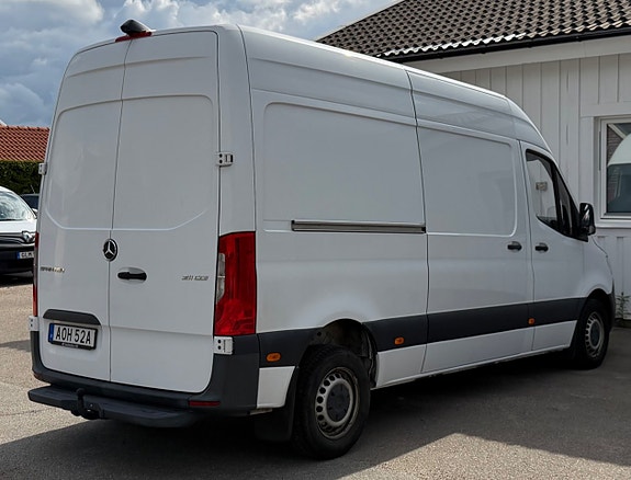 Mercedes-Benz Sprinter 211 4 of 5