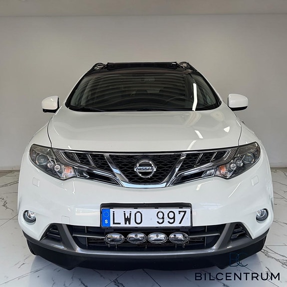 Nissan Murano 2 of 5