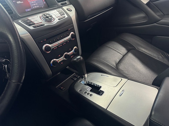 Nissan Murano 19 of 27