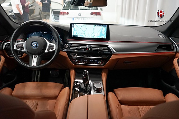 BMW 530e 12 of 24