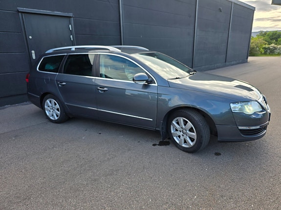 Volkswagen Passat 5 of 5