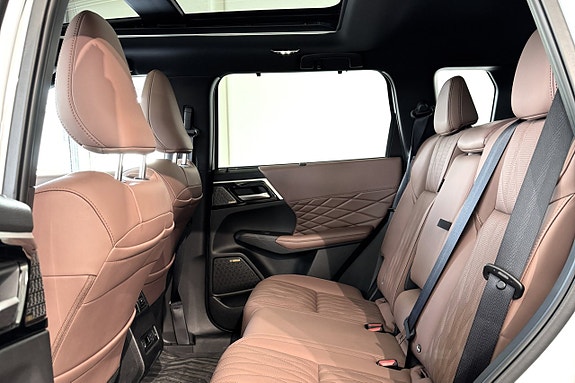 Mitsubishi Outlander 6 of 20