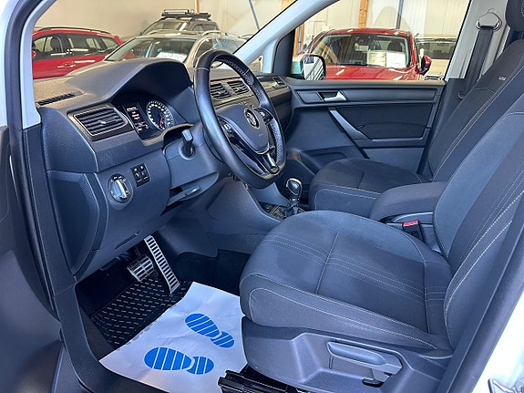 Volkswagen Caddy 14 of 26