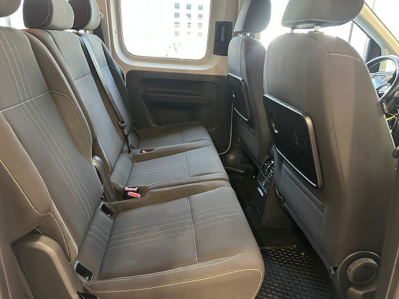 Volkswagen Caddy 11 of 26