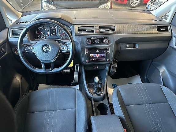 Volkswagen Caddy 15 of 26