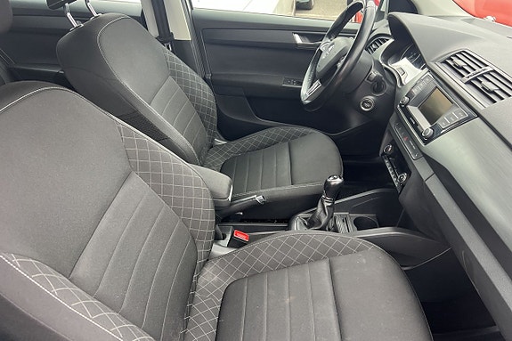 Skoda Fabia 9 of 12