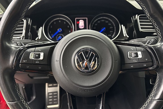 Volkswagen Golf VII 10 of 20