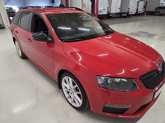 Skoda Octavia RS 3 of 5