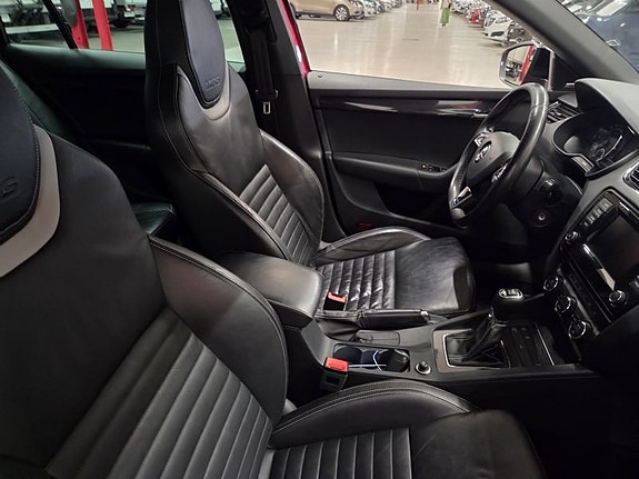 Skoda Octavia RS 4 of 5