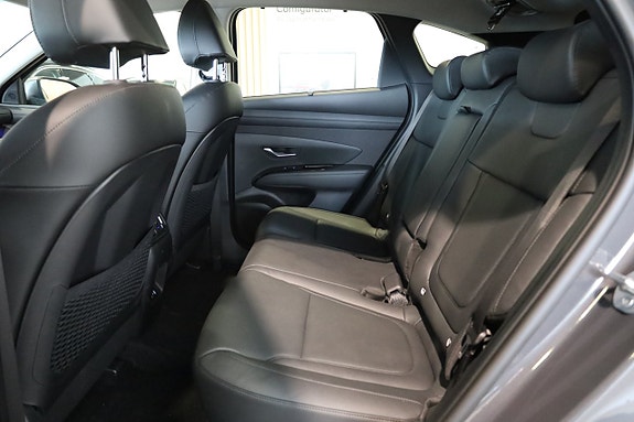 Hyundai Tucson 8 of 18