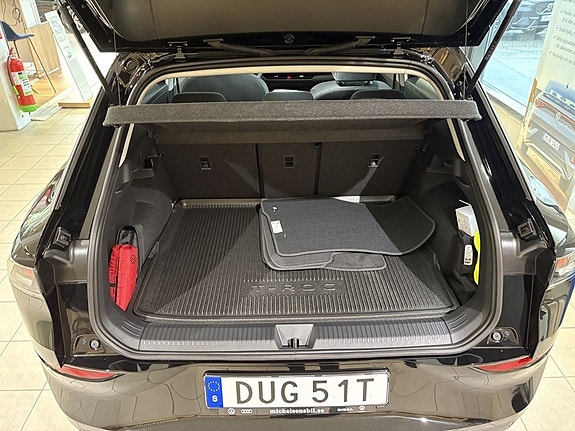 Volkswagen T-Roc 10 of 10