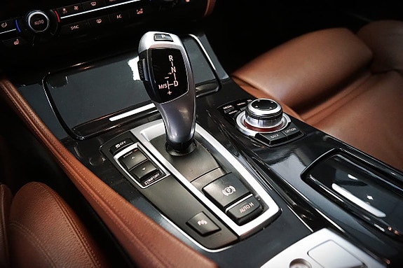 BMW 520d 8 of 12