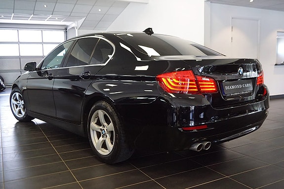 BMW 520d 2 of 5