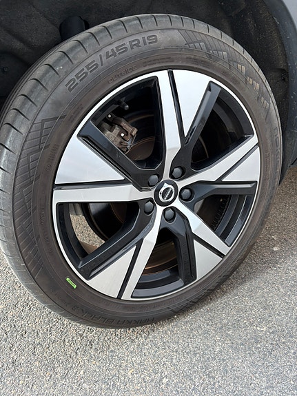 Volvo XC40 12 of 14