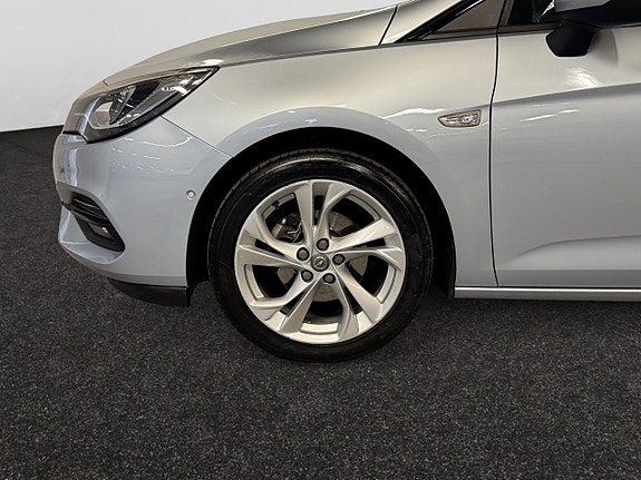 Opel Astra 4 of 5