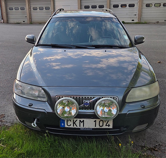 Brugt Volvo V70 2.4