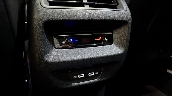 Volkswagen Tiguan 16 of 24