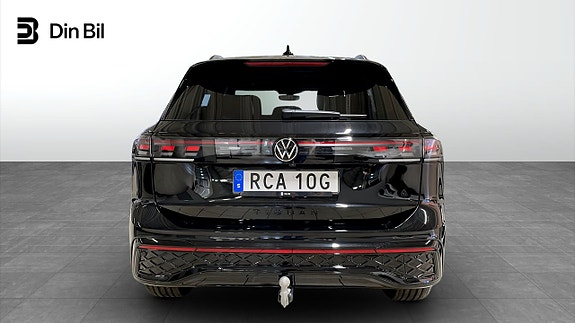 Volkswagen Tiguan 5 of 5