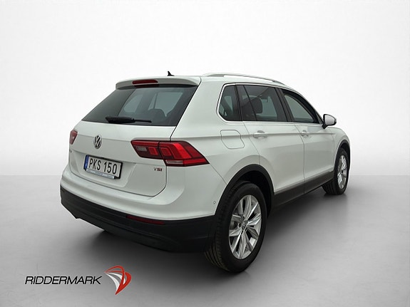 Volkswagen Tiguan 5 of 5
