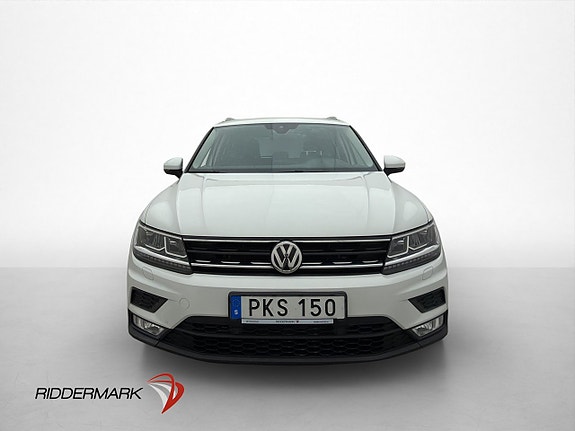 Volkswagen Tiguan 2 of 5