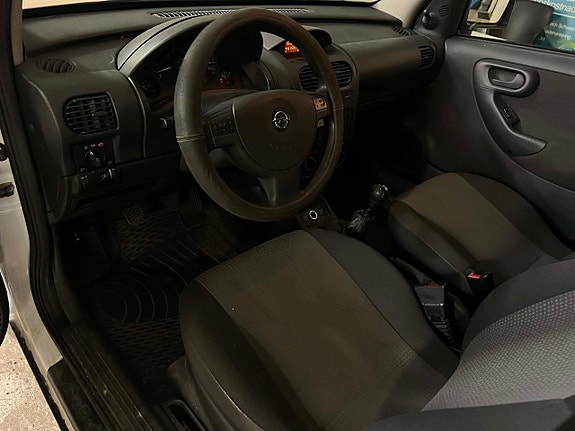 Opel Combo 7 of 9