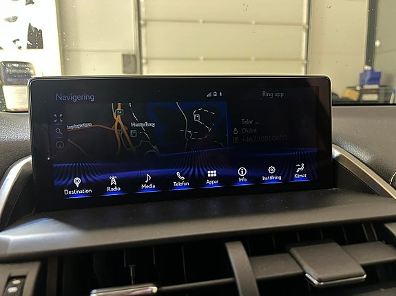 Lexus NX300h 14 of 21