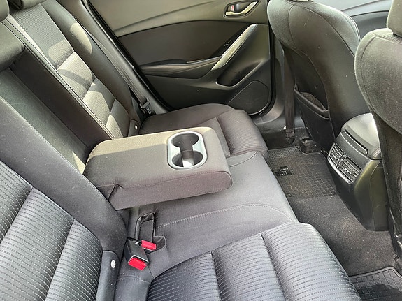 Mazda 6 9 of 16
