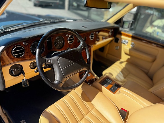 Rolls Royce Silver Spirit 15 of 21