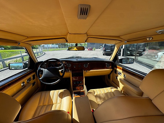 Rolls Royce Silver Spirit 12 of 21