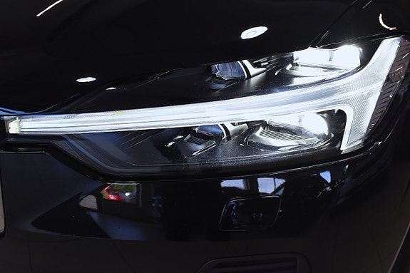 Volvo XC60 18 of 20