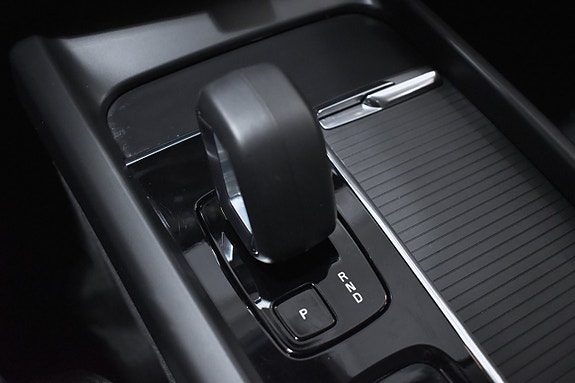 Volvo XC60 14 of 20
