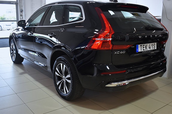 Volvo XC60 3 of 20