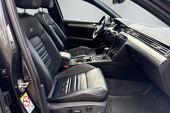 Volkswagen Passat 10 of 10