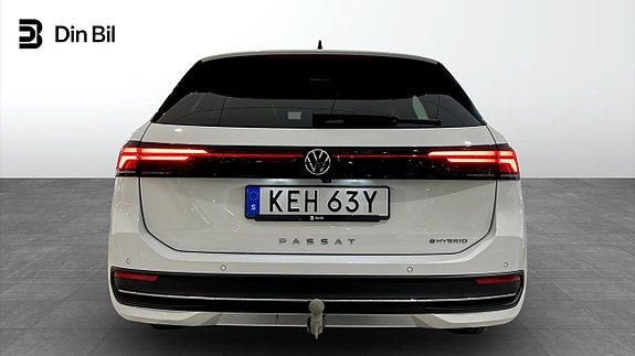 Volkswagen Passat 5 of 5