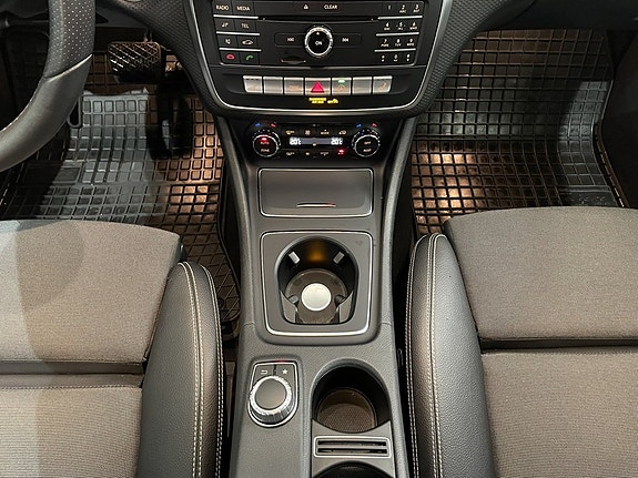 Mercedes-Benz A200 d 19 of 25