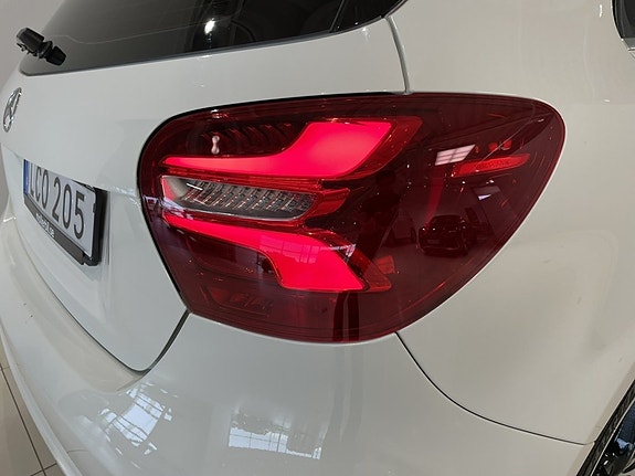 Mercedes-Benz A200 d 10 of 25